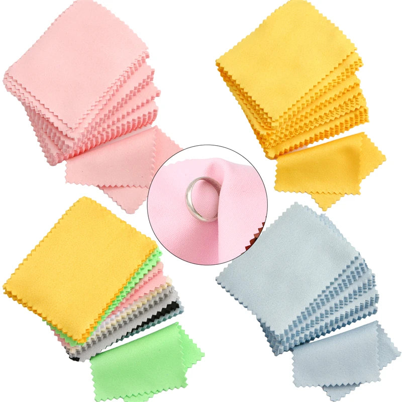 MODENZA™ SoftShine – Il panno che restituisce lucentezza ai tuoi gioielli.
